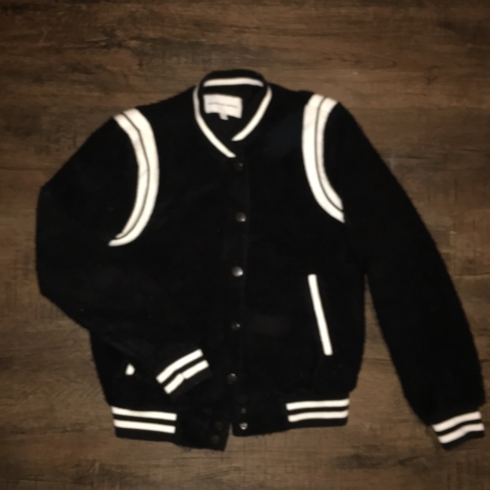 Cupcakes and cashmere jacket